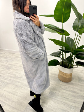 The Safron Longline Faux Fur Coat (Fitting to a 16) - Cloudy Grey