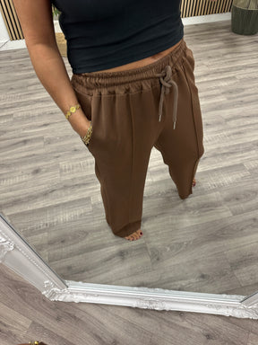 Wide Leg Seam Jogger (std) - Chocolate