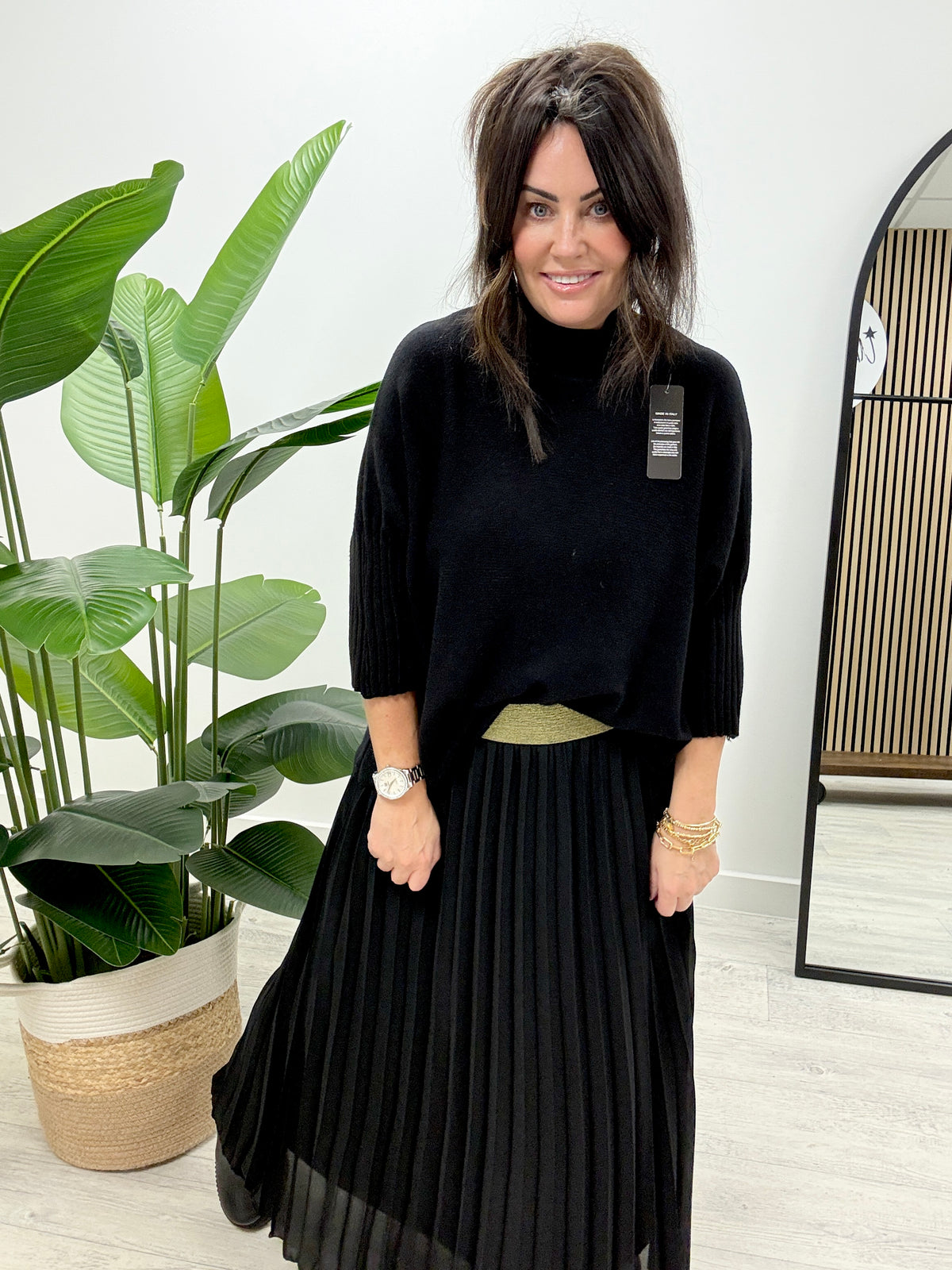 The Padden Pleated Skirt - Black