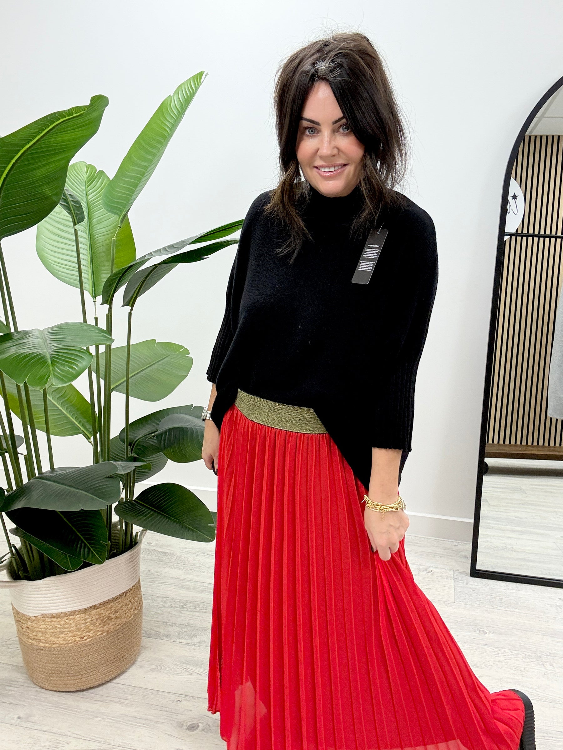 The Padden Pleated Skirt - Red