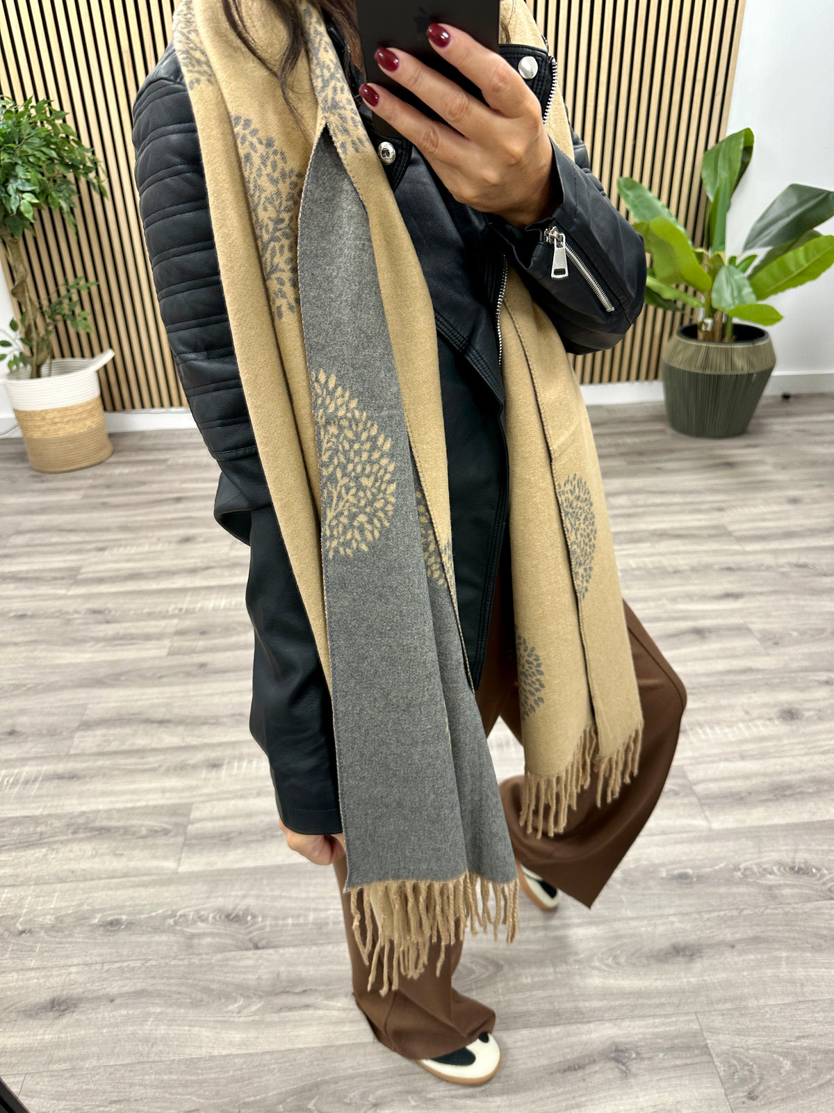 Cashmere Blend Tree Of Life Reversible Fringe Scarf - Grey/Camel