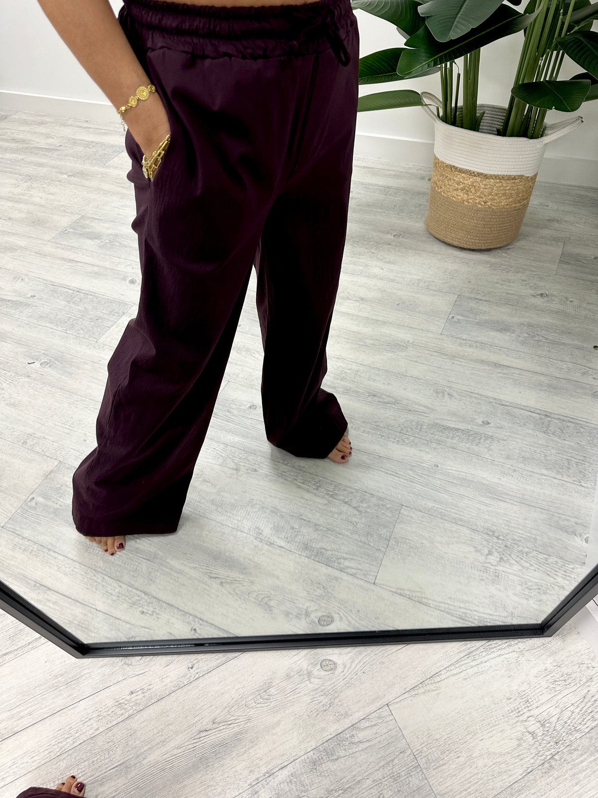 Deluxe Magic Wide Leg Trouser - Wine   (sized)