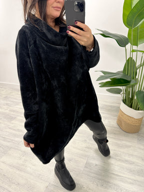 The Big Softie Cowl Neck - Black