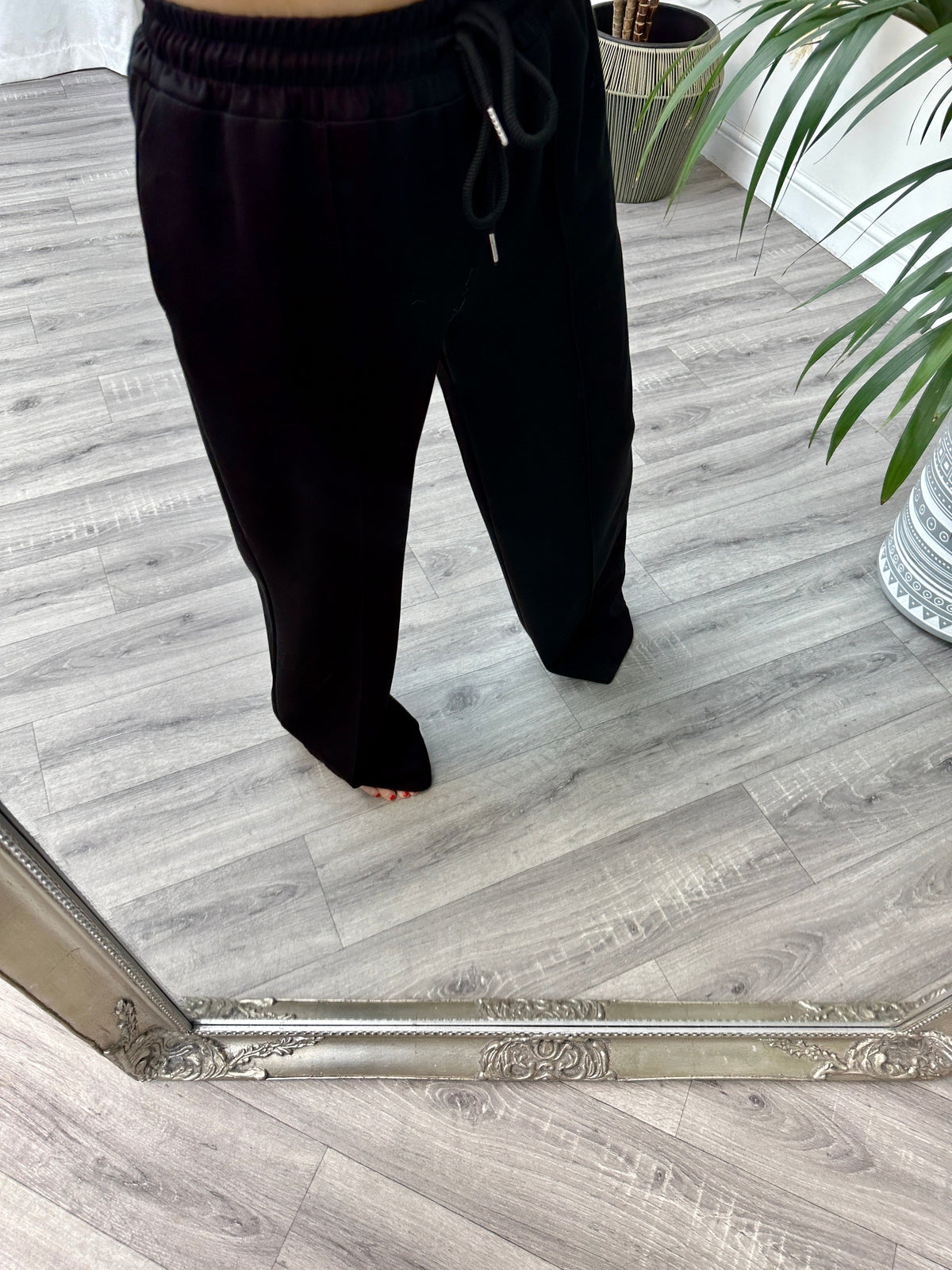 Wide Leg Seam Jogger (STD) Black